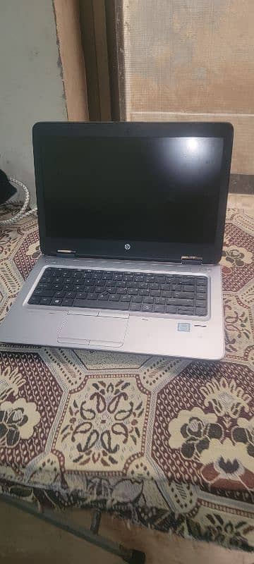 HP ProBook  Window 10 Pro 2