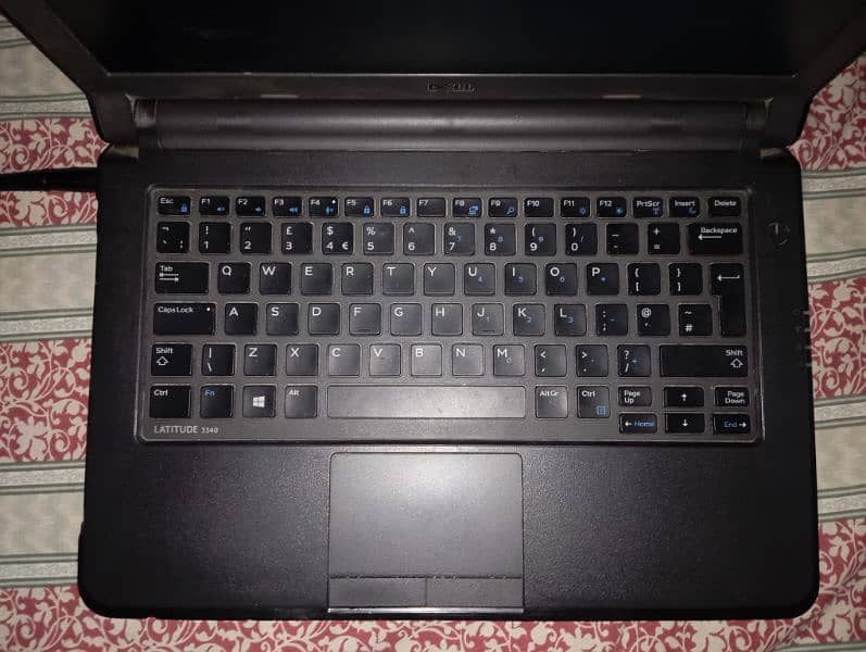 Dell Latitude 3340 Intel Celeron 2957U | 4GB RAM | 128GB SSD 1