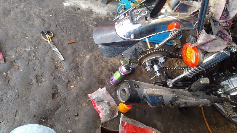 Honda 125 exhaust orignal hai 2