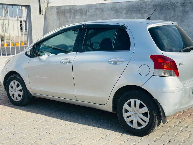 Toyota Vitz 2007 1