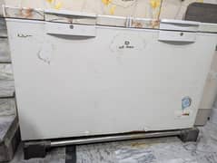 Dawlance deep freezer