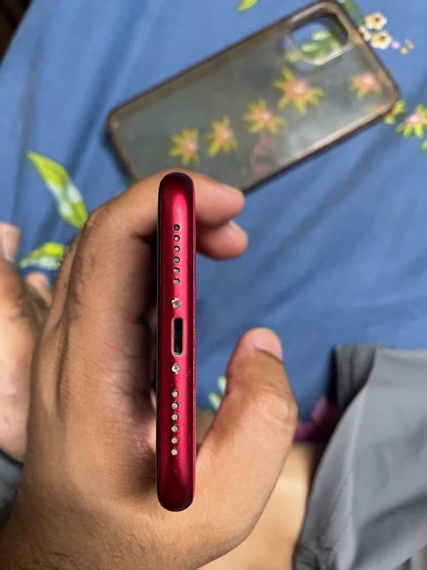 iphone 11 Special Addition Red 1