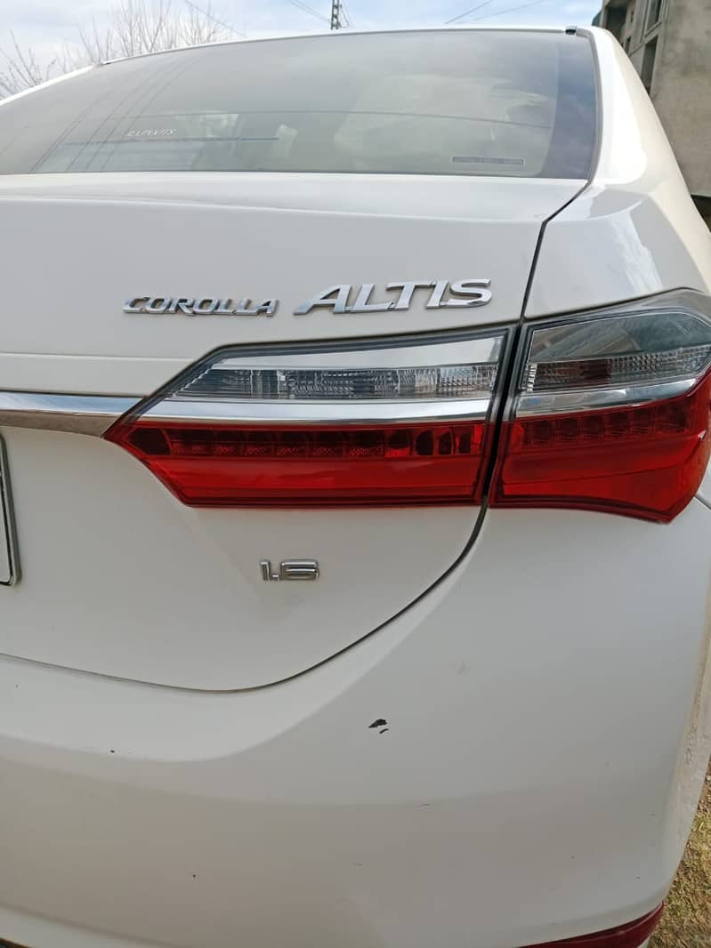 Toyota Corolla Altis 2017 7