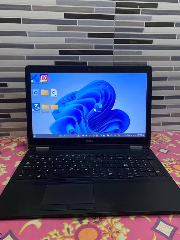 Dell latitude e5570 0