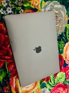 Macbook Pro 2019 (16 GB, 256 SSD) Best condition