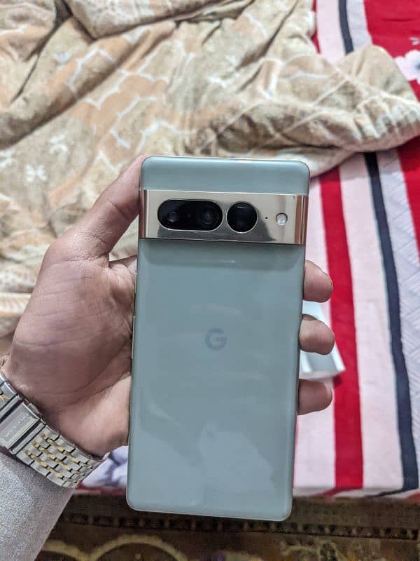 Google pixel 7pro 128gb non pta 3