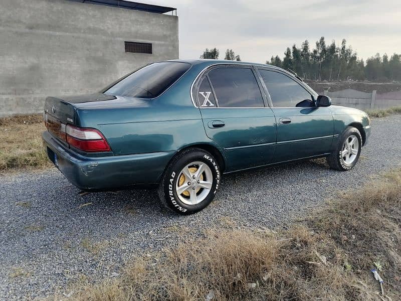 Toyota Corolla 2.0 D 1995 18