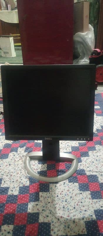 Dell Led 18"inch 3