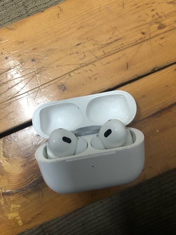 AIRPOD PRO 2ND GENERATION 3