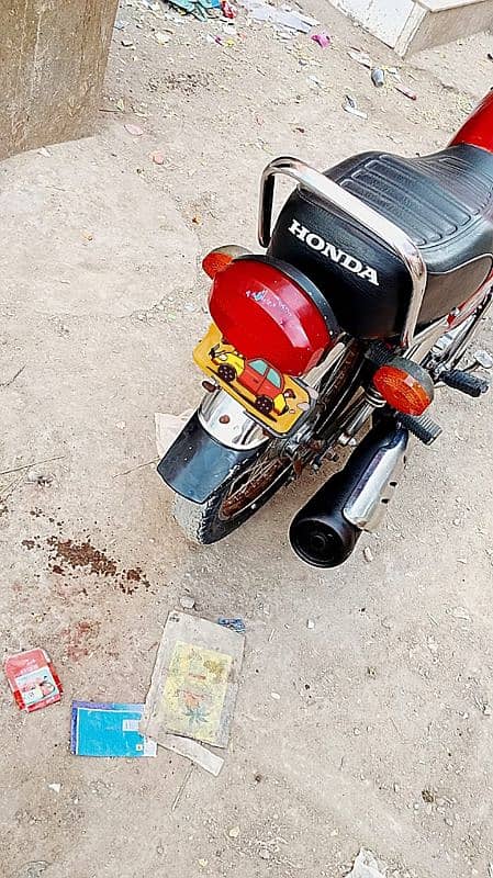 Honda cg 18 model Karachi number first owner 6