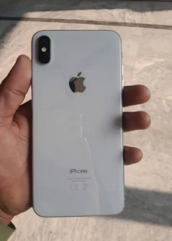 I phone xs max  non pta    64 gb batry heath 81 3