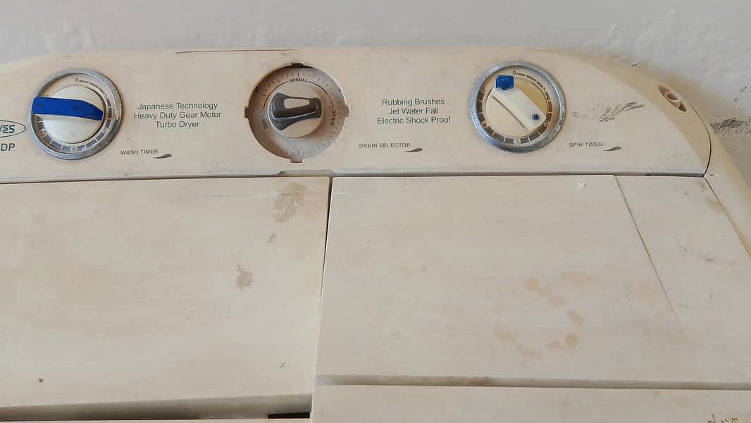 Used , waves spinner and dryer 1