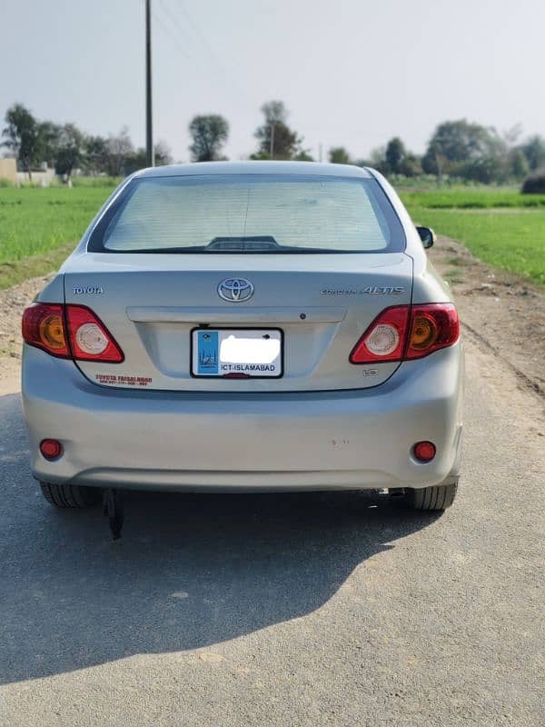 Toyota Corolla Altis 2010 1