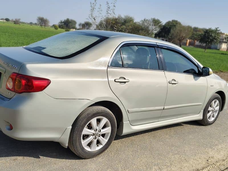 Toyota Corolla Altis 2010 2