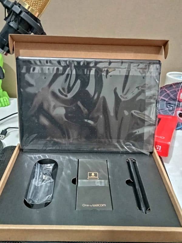 Wacom Designers Tablet with Box and all accesories 3