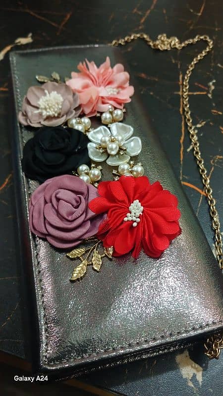 Floral Embellished Clutch 0