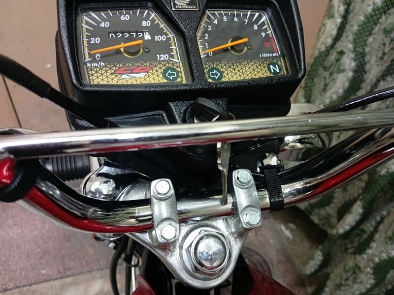 Honda CG 125 Gold Edition 2024/25 self start (0/3/2/0/4/0/9/2/4/2/9) 5