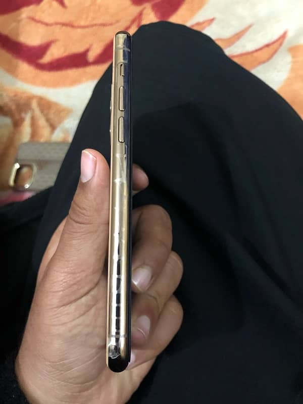 iphone 11 pro PTA Approved 265GB 5