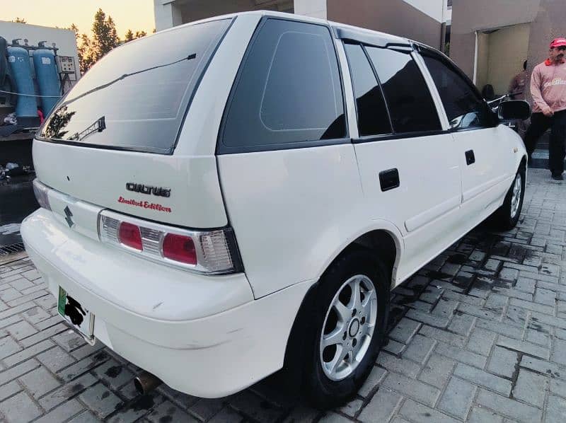 Suzuki Cultus 2016 2