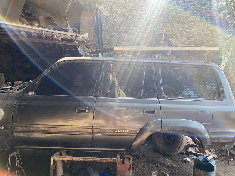 Toyota Land Cruiser 1994 only body 1