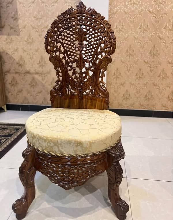 Set of two Chiniotie chairs 1