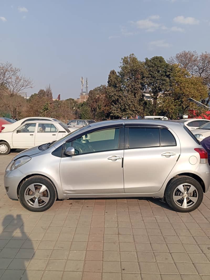 Toyota Vitz 2009 11