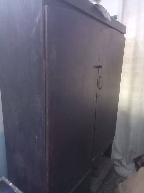 cupboard for sale in used condition 1