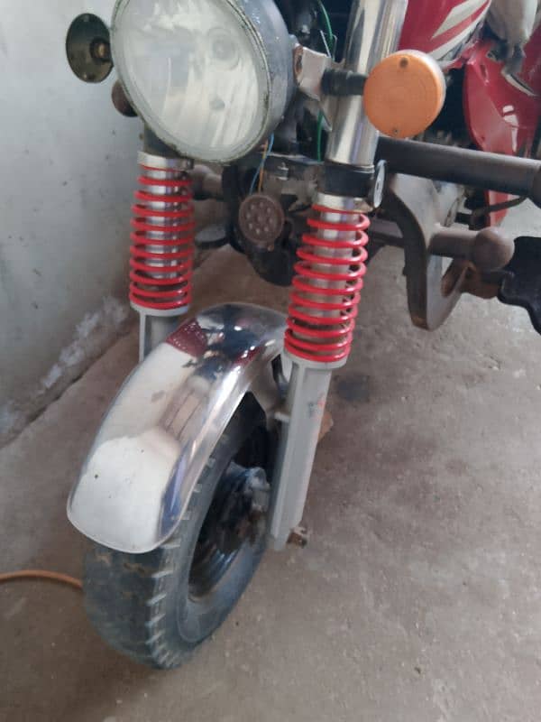 unique 150cc loader 2