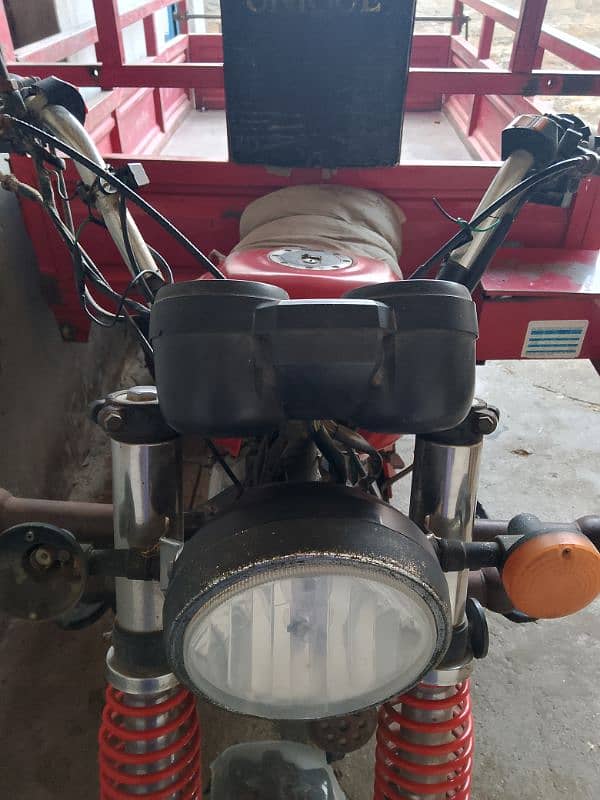 unique 150cc loader 7