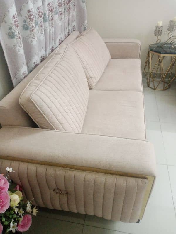 set of 3 sofa , 3 seaters each 1