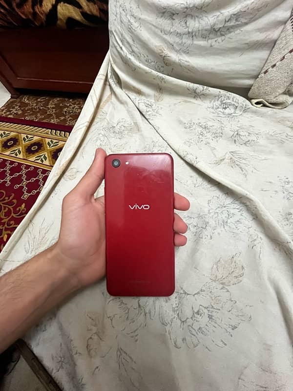 vivo y83) 6 gb Ram ) 128 storage) full okay 0