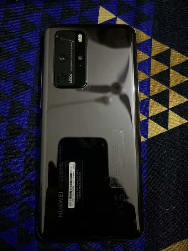 huawei p40 pro along with box 0