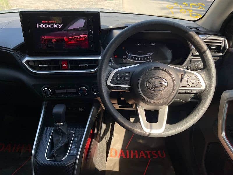 Daihatsu Rocky 2020 11