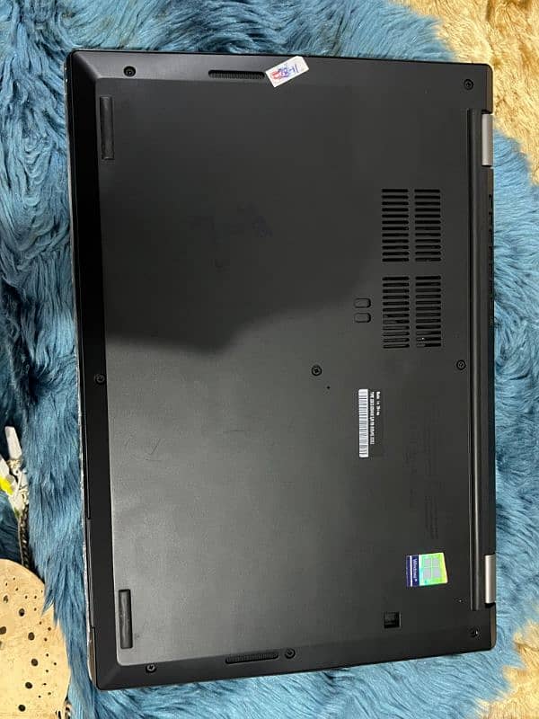 Lenove thinkpad i5 10th gen 8gb ram and 256 ssd 4