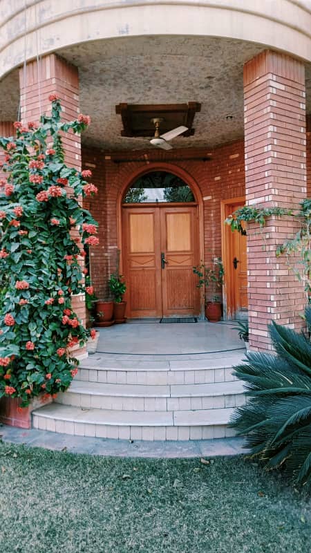 1 Kanal House for Sale in University Town Sargodha Road Faisalabad 7