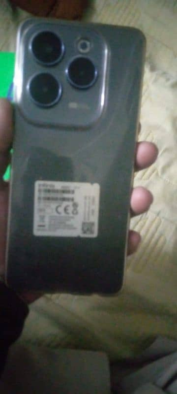 infinix Hot 40 pro 3