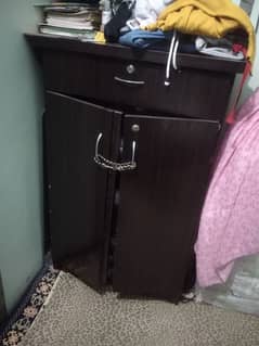 wardrobe urgent sale ok condition