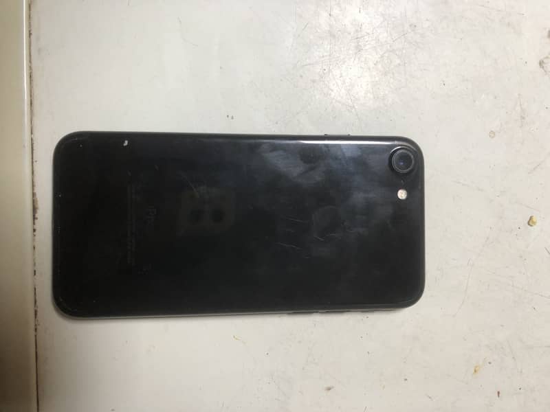 iphone 7 black colour 32 gb pta approved battery health 100 1