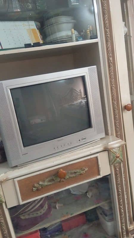 Noble 21 inch television ok running, original conditione 0