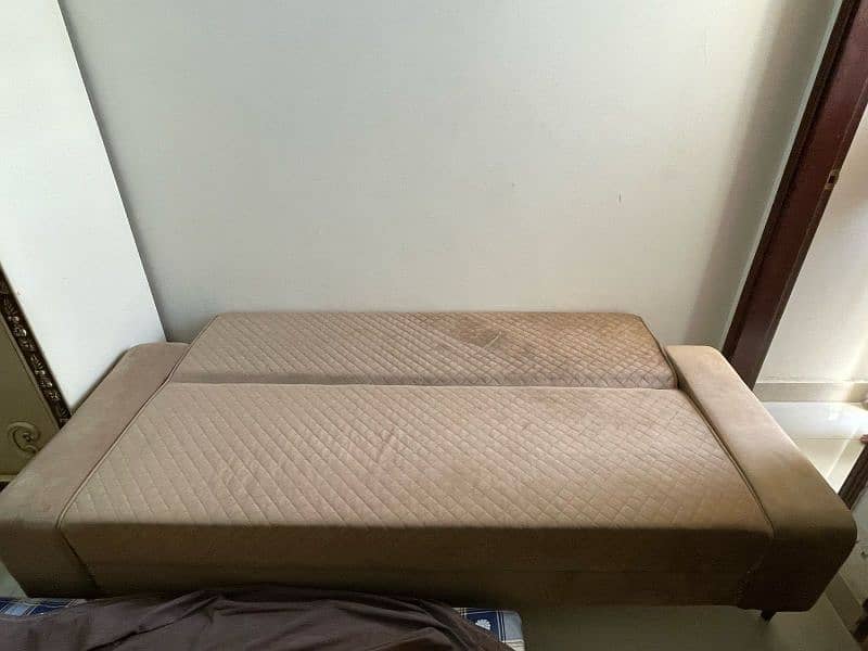 SOFABED FOR SALE NEW CONDITION 1