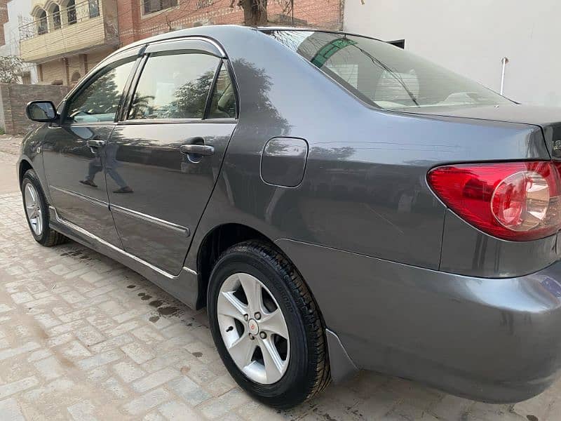 Toyota Corolla Altis 2006 4