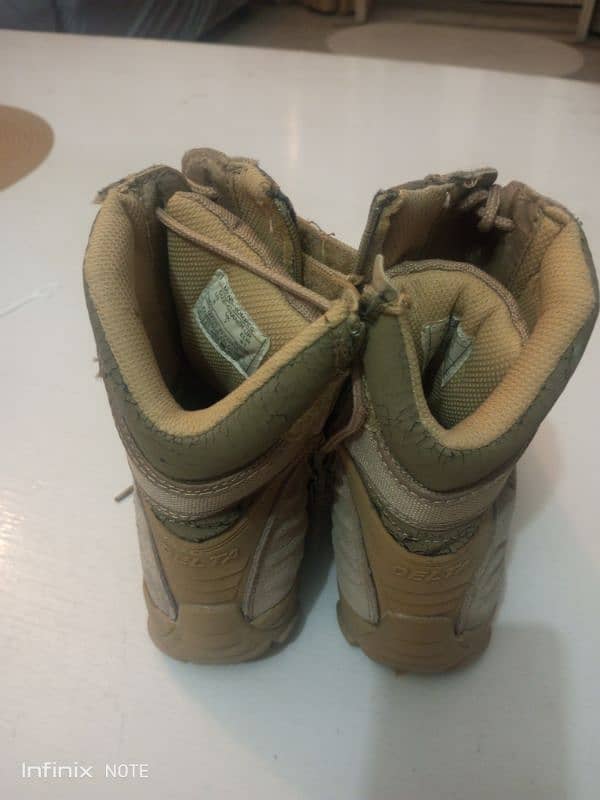 Fauji Shoes Size No7 (41) 5