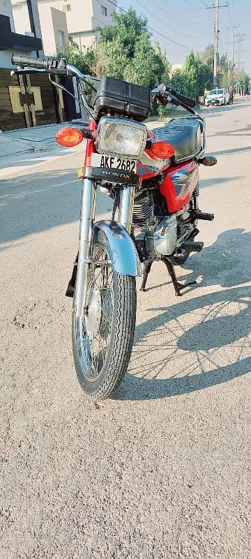 honda 125cc 6