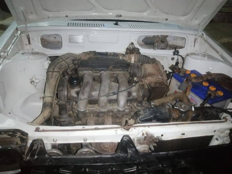 Daihatsu Charade diesel engine 13