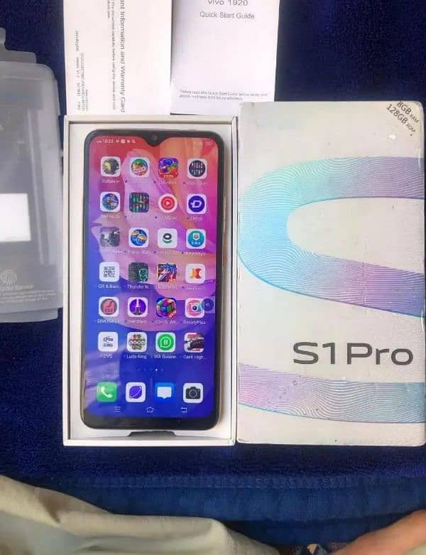 vivo s1 pro 8 128//03164596567 3