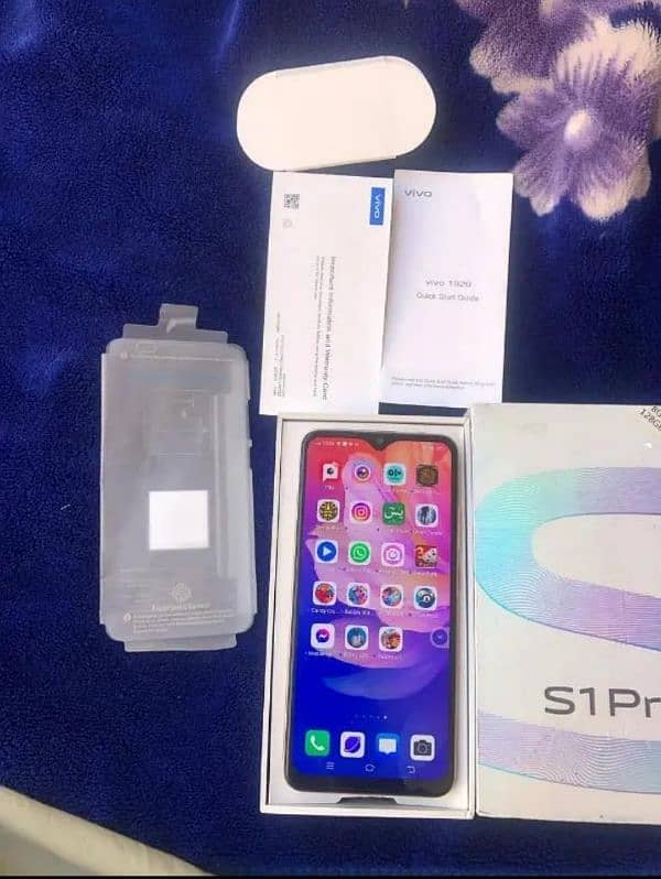 vivo s1 pro 8 128//03164596567 5