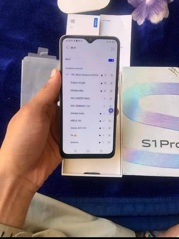 vivo s1 pro 8 128//03164596567 10