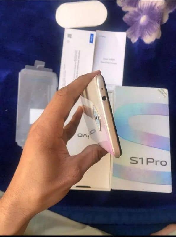 vivo s1 pro 8 128//03164596567 13