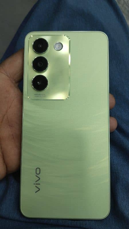 vivo y100 8/256 New condition 2