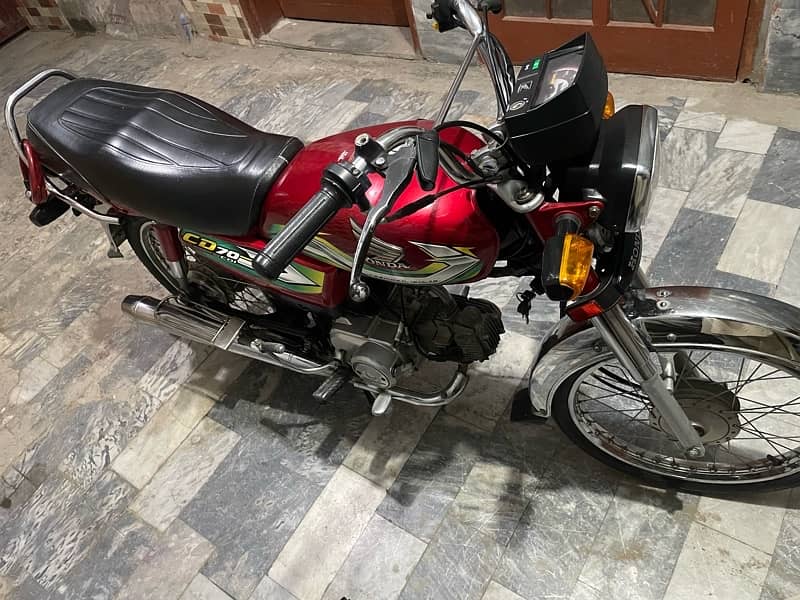 Honda cd 70 Islamabad number 1